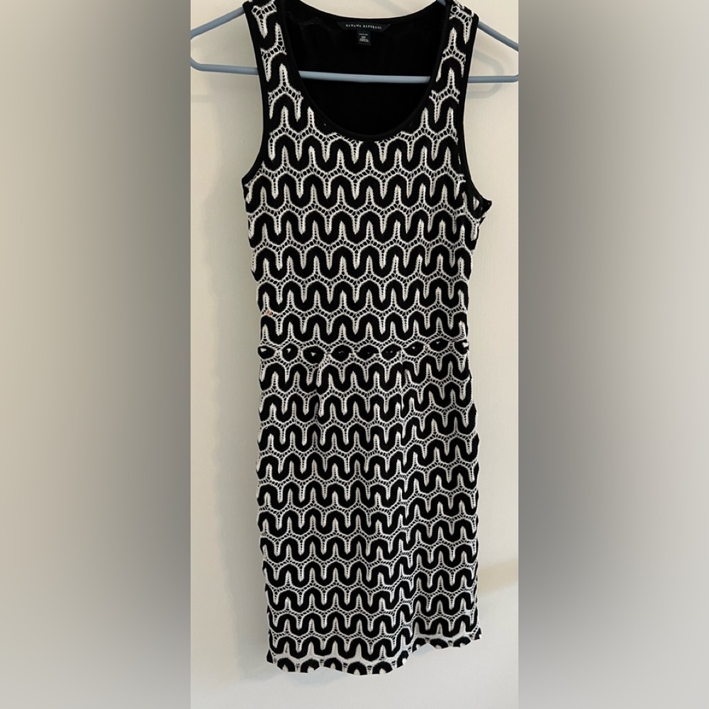 Banana Republic Black and White Sheath Mini Dress